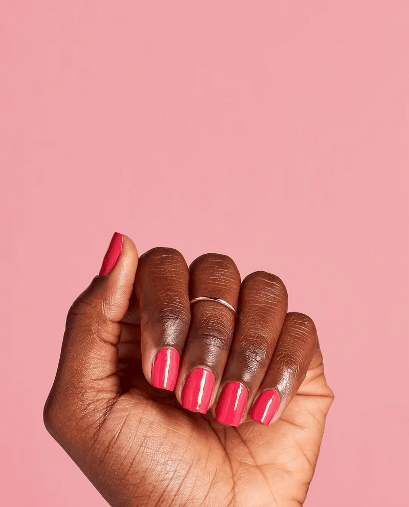 Sơn móng tay OPI NL B35 POWER UP CHERRY